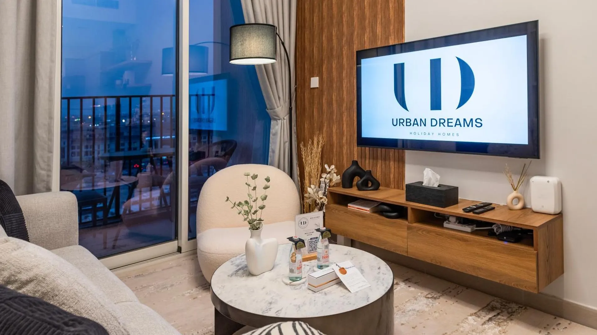 Holiday home Dubai Hills - 1Br Luxe Apartment - Golfville - By Udh